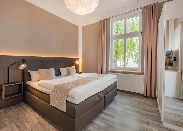 Carmen Bernstein 塞巴特黑灵斯多夫